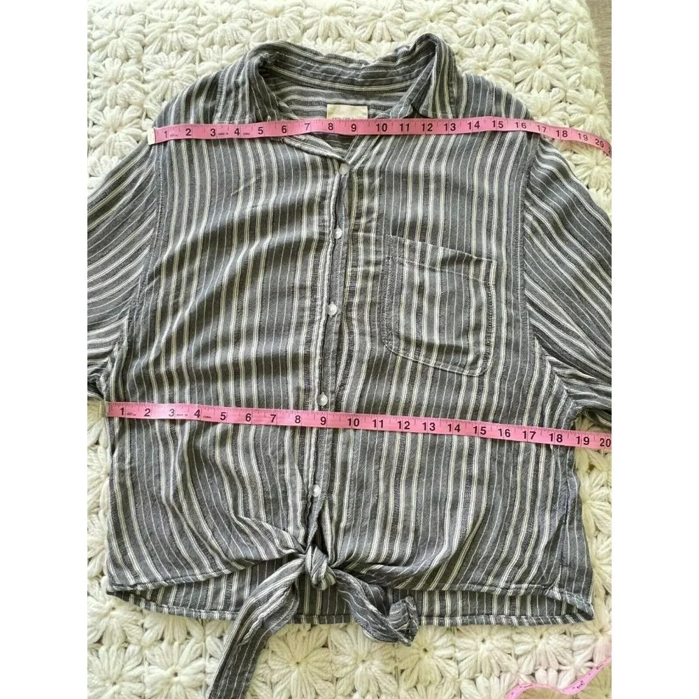 AMERICAN EAGLE OUTFITTERS  Button Front Tie Waist Stripe Gray White Small - Picture 9 of 12
